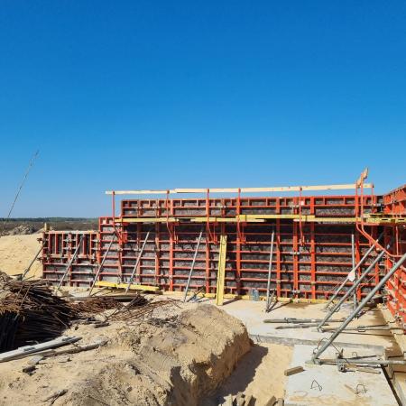 Schron na poligonie wojskowym 